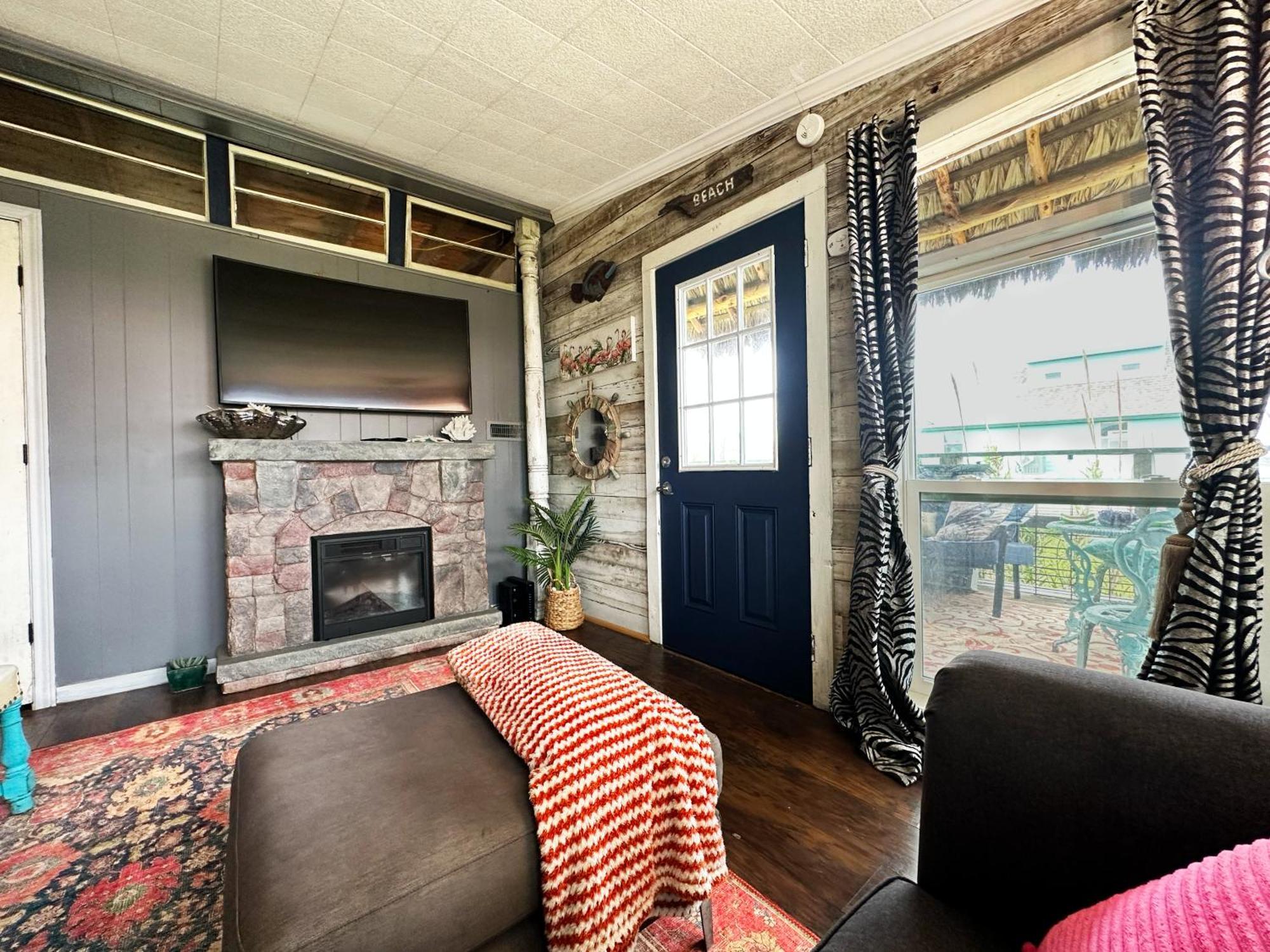 Salty Dog Cottage Surfside Beach Eksteriør bilde