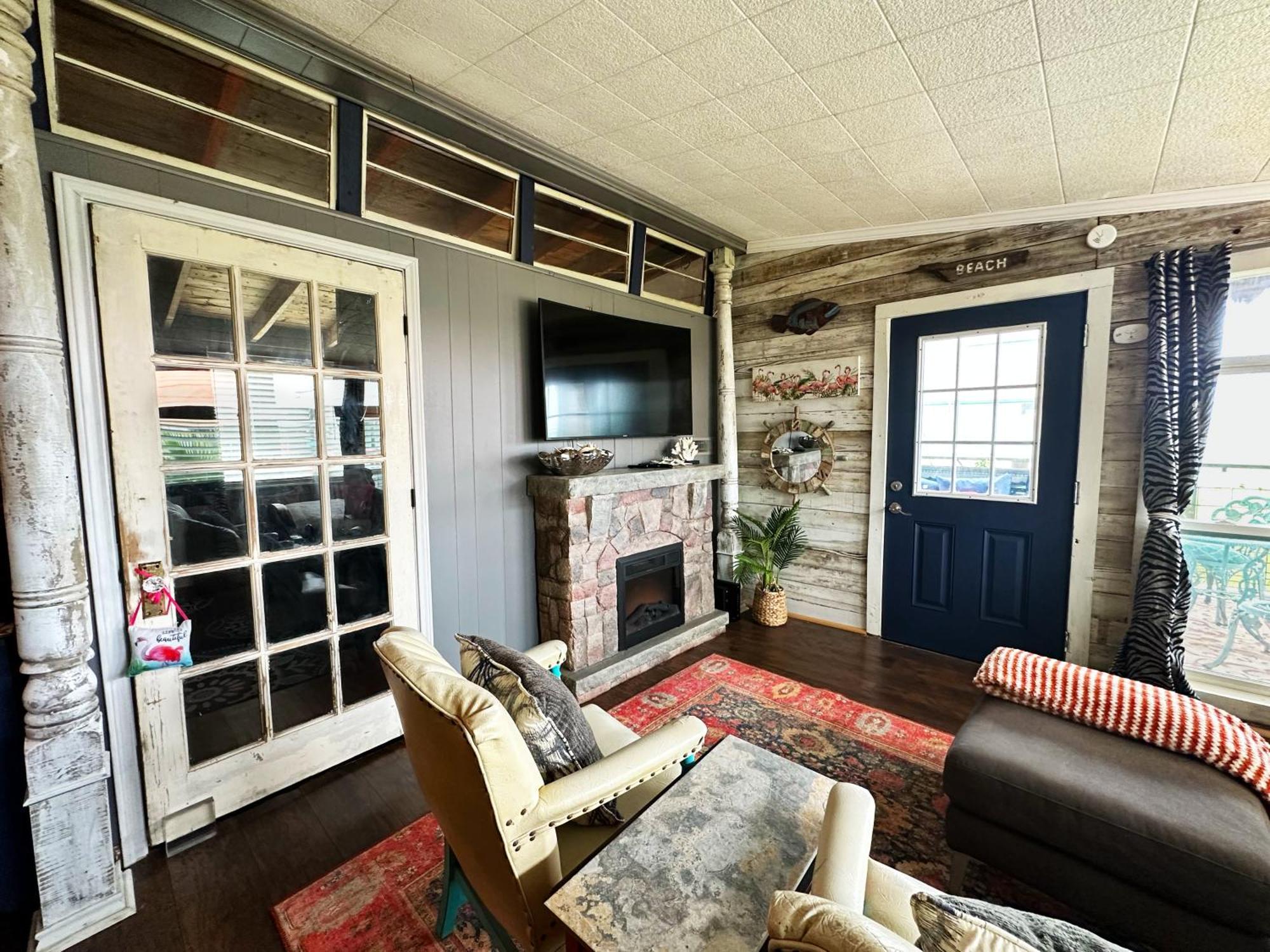 Salty Dog Cottage Surfside Beach Eksteriør bilde